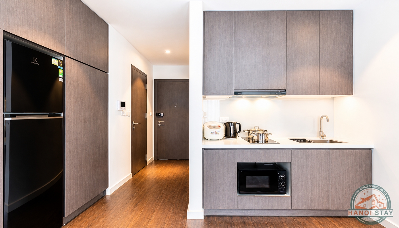AMAZING NEW APARTMENT RENTAL NEAR CIPUTRA AREA, TAY HO DISTRICT 6