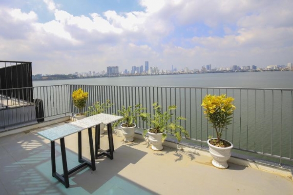 *Amazing & Spacious Lakefront Serviced Apartment Rental in Yen Phu Area, Tay Ho*