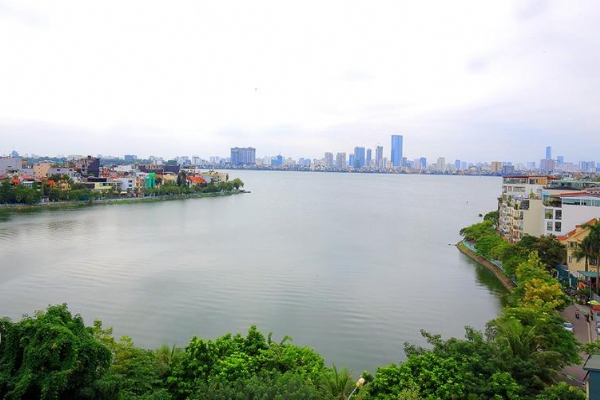 *Impressing your eyes with high-class Lake View apartment Rental in Xuan Dieu, Tay Ho*