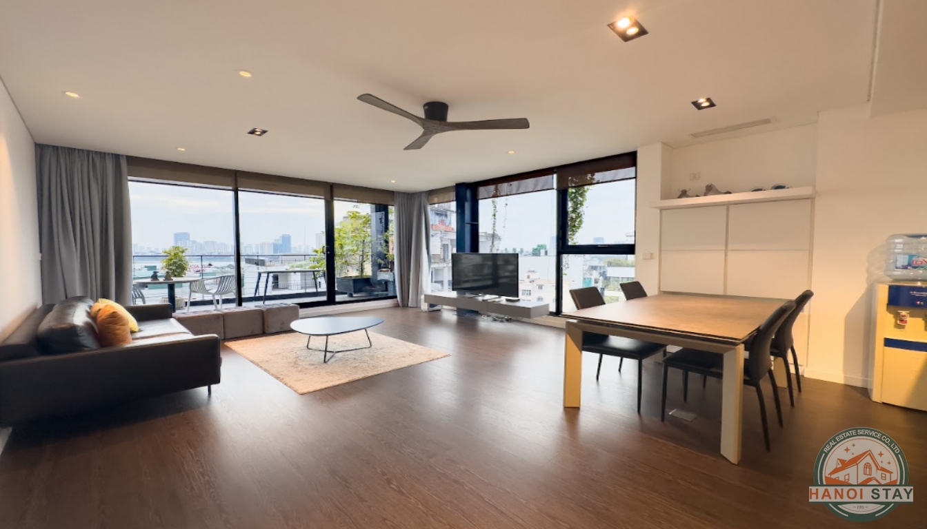BEAUTIFUL Penthouse 3 Br Apartment for rent in To Ngoc Van, Tay Ho 1