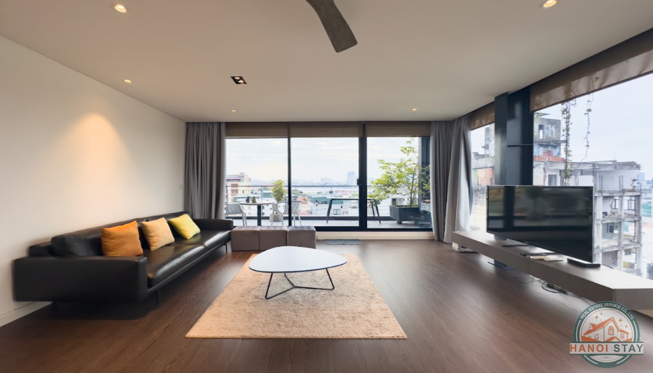 BEAUTIFUL Penthouse 3 Br Apartment for rent in To Ngoc Van, Tay Ho 2