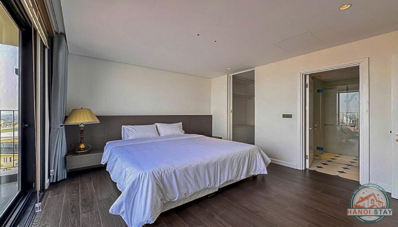 BEAUTIFUL Penthouse 3 Br Apartment for rent in To Ngoc Van, Tay Ho 27