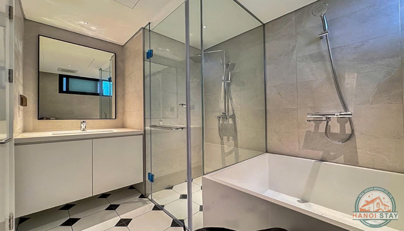 BEAUTIFUL Penthouse 3 Br Apartment for rent in To Ngoc Van, Tay Ho 31
