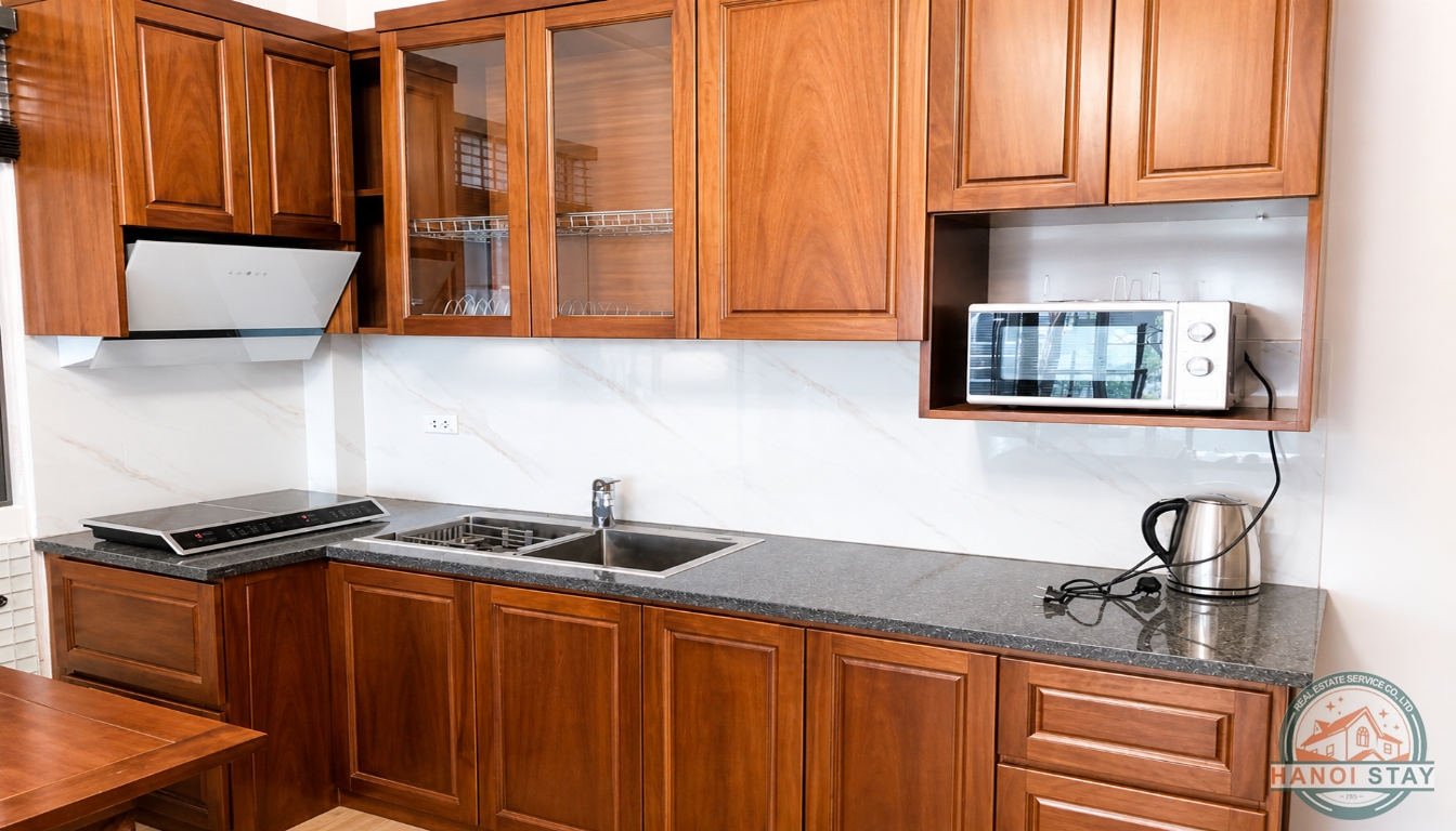 BRIGHT APARTMENT FOR RENT IN DOI CAN AREA, BA DINH 4