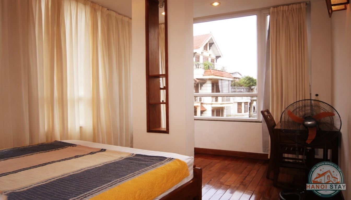 Bright & Modern One Bedroom Apartment Rental in Truc Bach Area, Ba Dinh 5