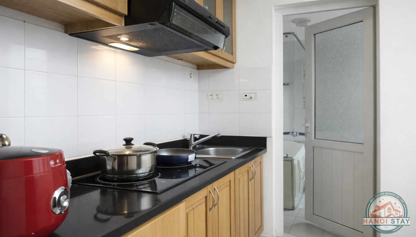 Bright Serviced Apartment for rent in Truc Bach Area, Ba Dinh 4