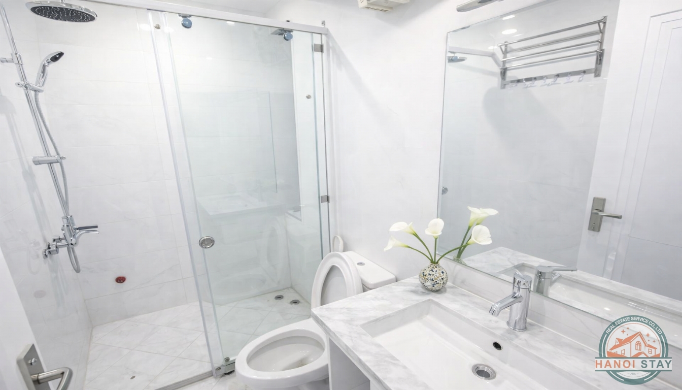 BUDGET PRICE 1 BR Apartment for rent in Hai Ba Trung district, Not far from Vincom Center 2