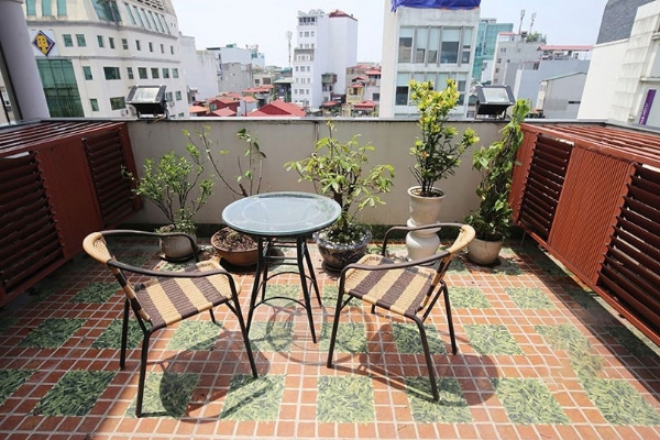 Central 2 Bedroom Apartment for rent in Ly Thuong Kiet street, Hoan Kiem, Big Balcony & Nice Service