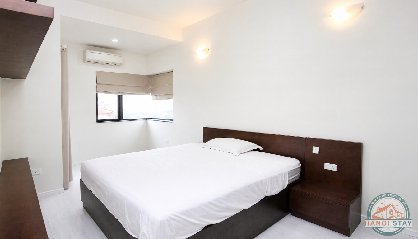 Centrally located, well equipped 2 BR Apartment for Rent in To Ngoc Van str, Tay Ho 4