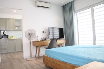 *Cheap Cozy Apartment Rental in Ba Dinh District, Close to Lotte Center, Private Terrace*
