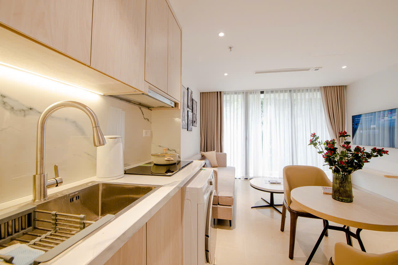 Cheap Property Rental Near Thong Nhat Park, Dong Da 2