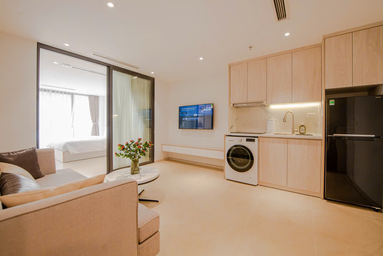 Cheap Property Rental Near Thong Nhat Park, Dong Da 7