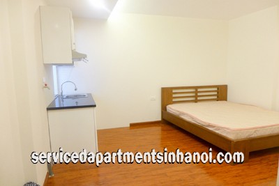 Cheap Studio apartment for rent near Sofitel Hotel and Truc Bach Lake, Ba Dinh