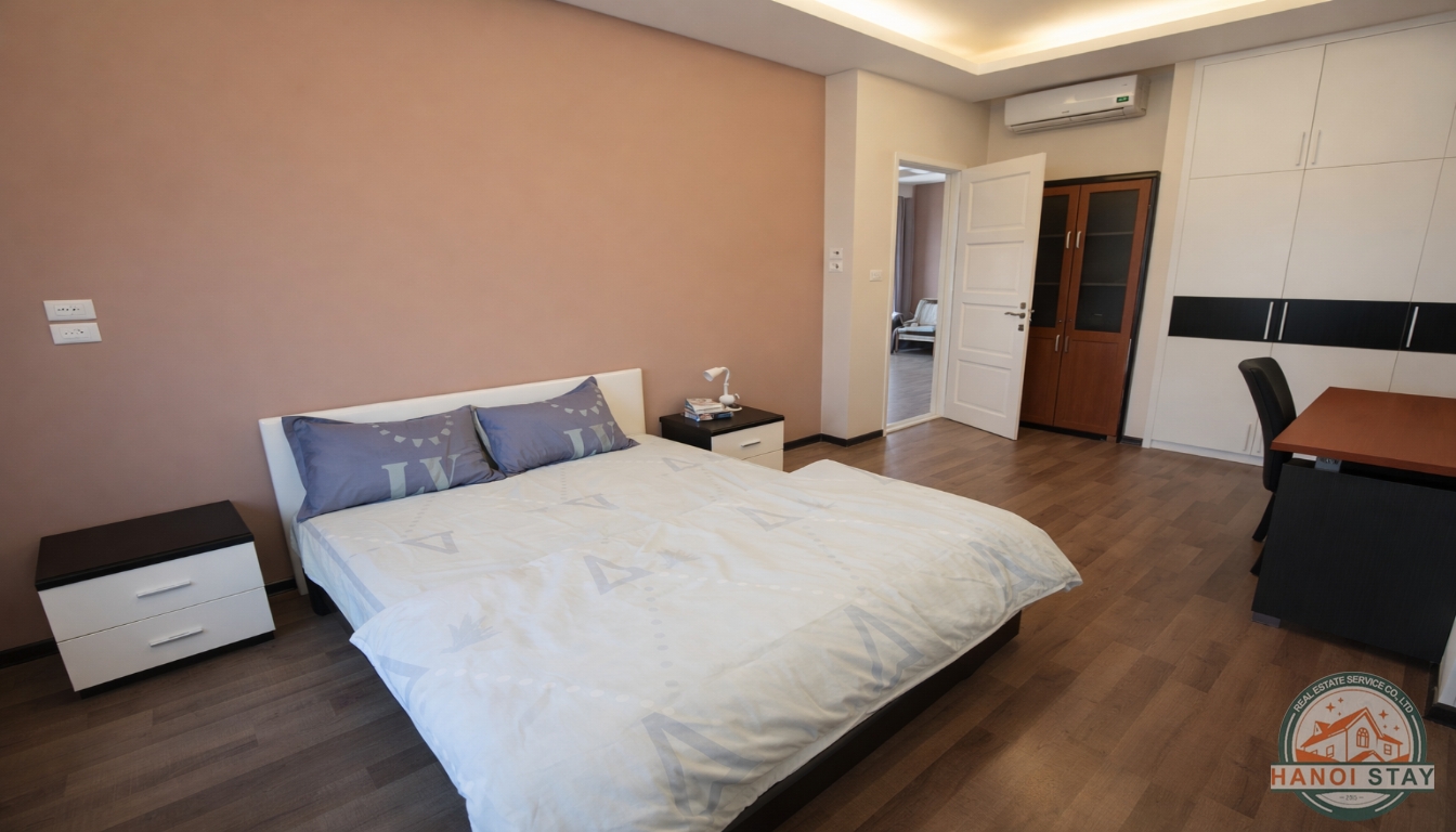 COMFY 02 Bedroom Property For Rent in Van Cao Area, Ba Dinh 8