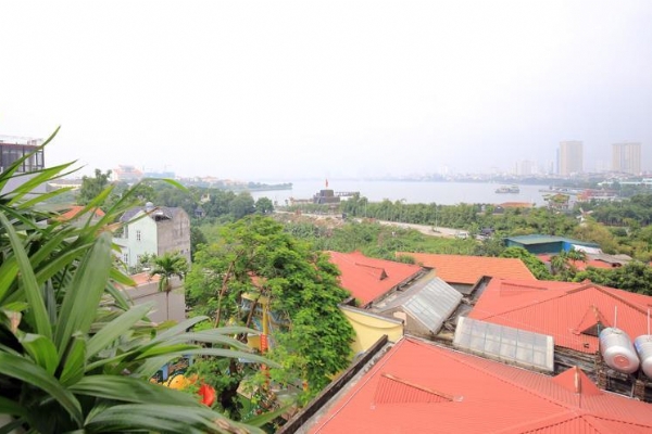 *Don't miss the chance to live in this gorgeous Tay Ho 3 Bedroom Apartment*