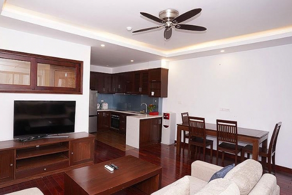 *Elegant 2 bedroom apartment with full amenities in Tay Ho, Near Somerset West Point Hanoi*