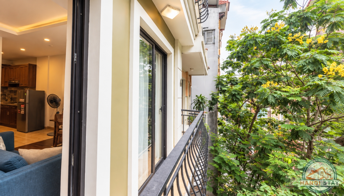 Elegant Truc Bach Apartment for rent, Modern Furniture 2