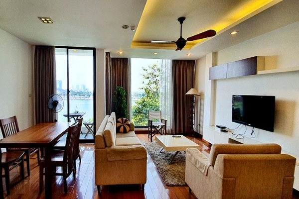Enjoy High Quality two bedroom apartment in Truc Bach Area, Ba Dinh, Very Nice View