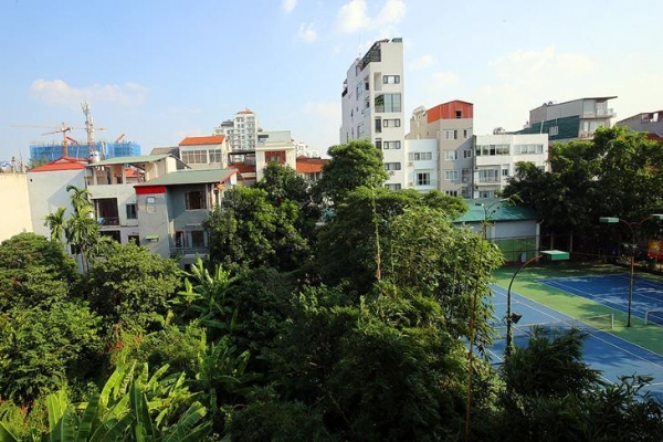 *Gorgeous Three Bedroom Apartment Rental with Pool in Tay Ho Road, near Somerset West Point*