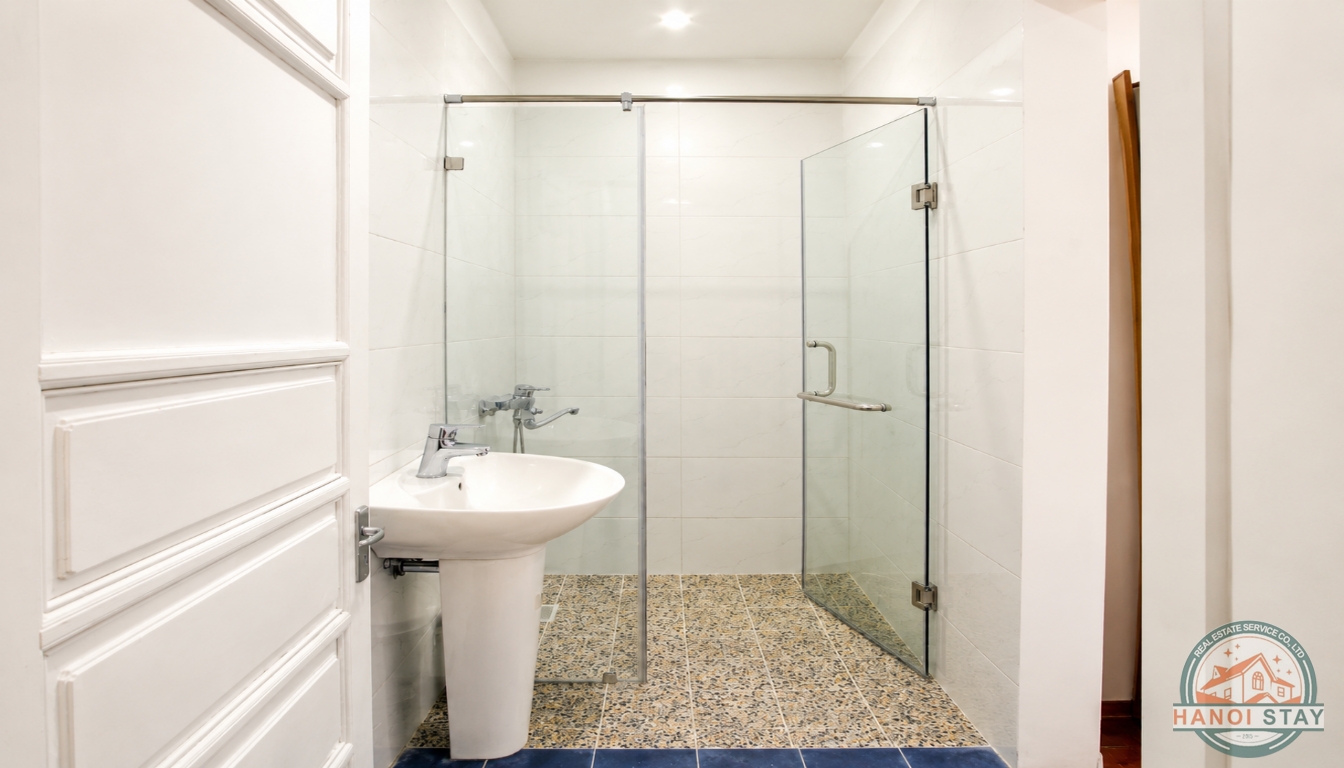 Gorgeous view 02 Bedroom Apartment for Rent in Tu Hoa street, Tay Ho 13