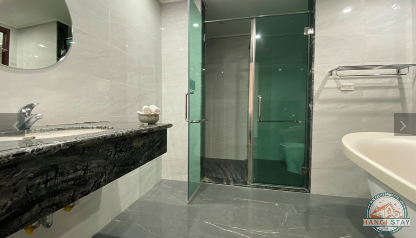 Elegant 2-Bedroom, 2-Bathroom Apartment for Rent in Han Thuyen Pham Dinh Ho Hai Ba Trưng District, Hanoi 4