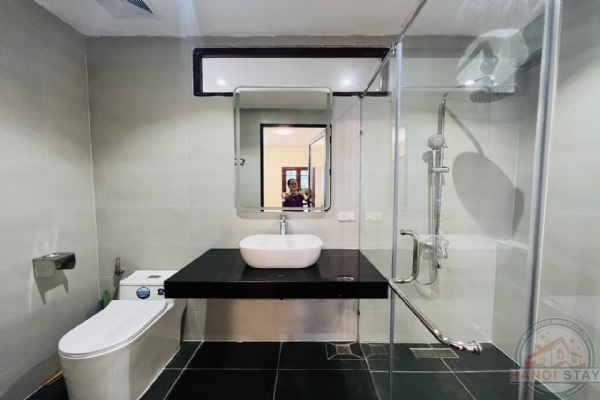 💥 RARE FIND: SPACIOUS 4-BED TOWNHOUSE ON DANG THAI MAI - TAY HO 12