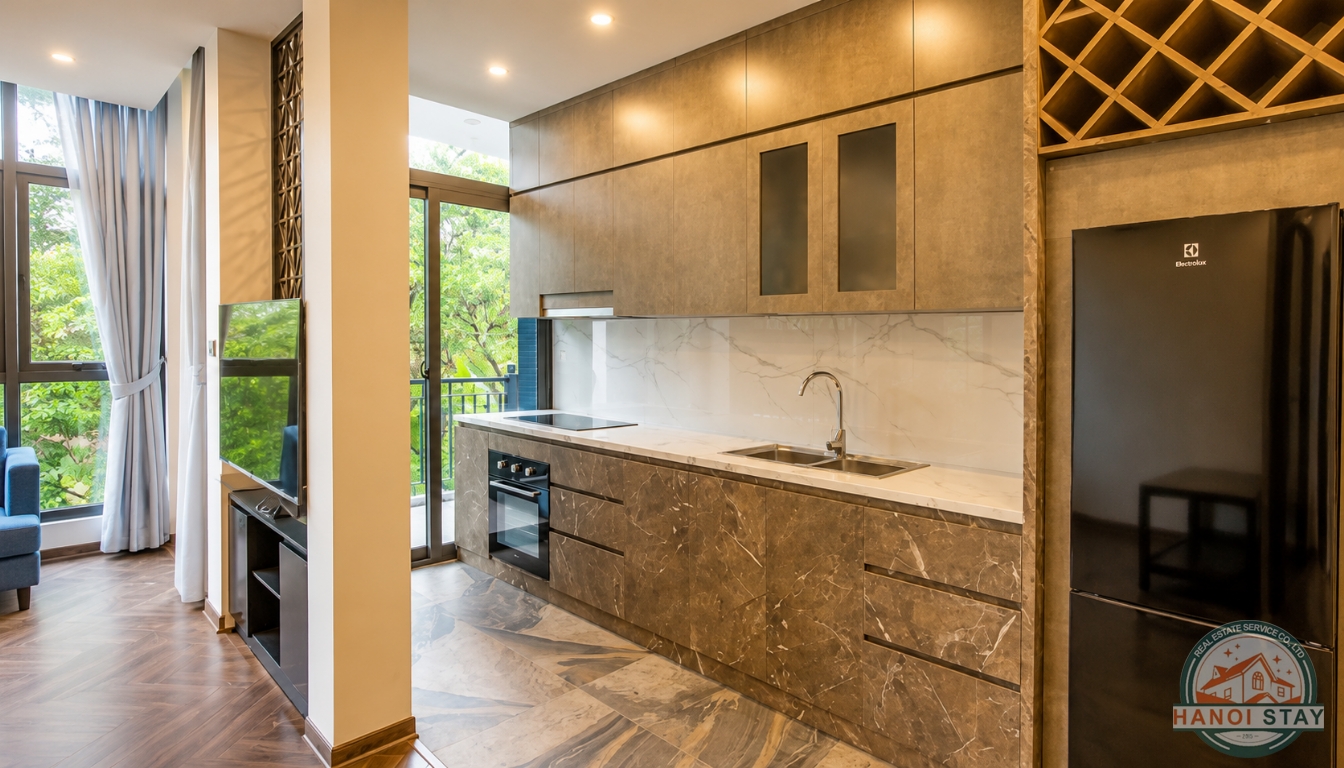 LAKE VIEW 2 Bedroom apartment for rent in Tu Hoa Area, Tay Ho 2