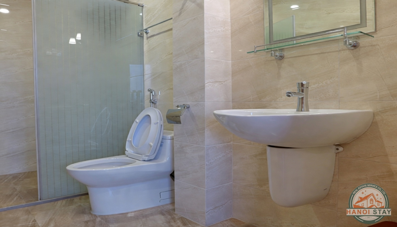 Lake View Apartment for rent in Truc Bach Area, Ba Dinh 8