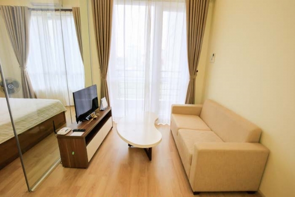Lake View One Bedroom Property Rental in Xuan Dieu street, Great location