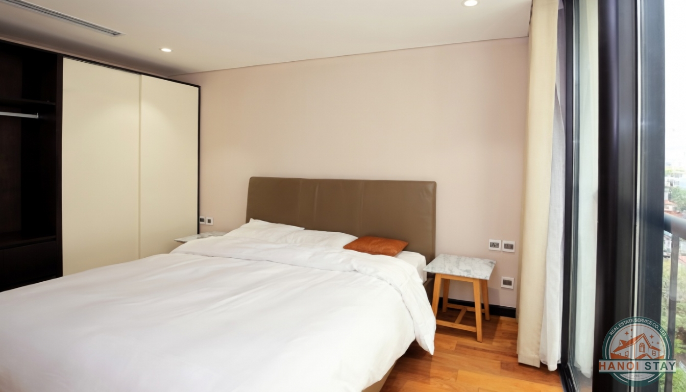 Luxury 3-Bedroom Apartment in the Heart of Hoan Kiem 25