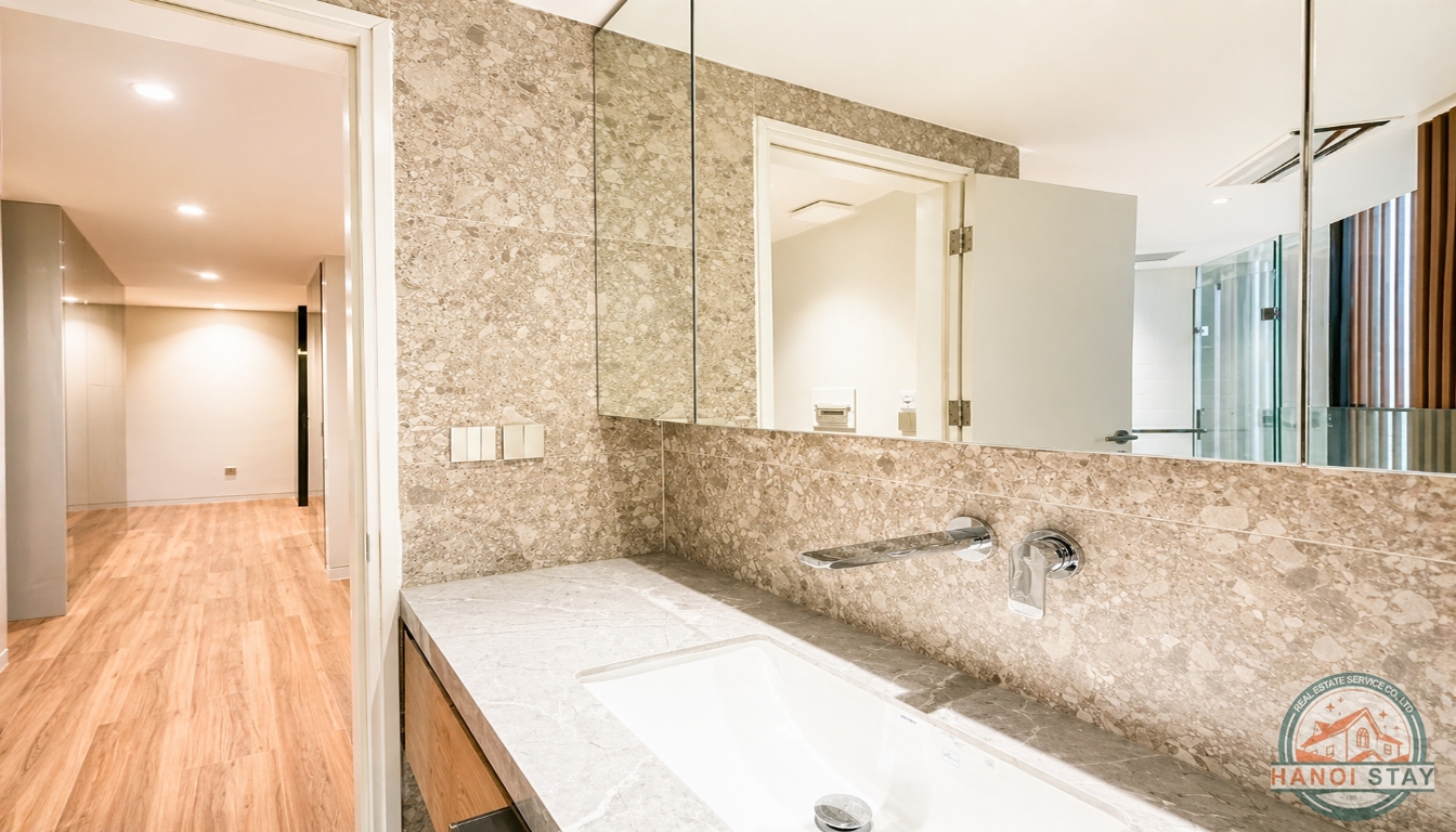 LUXURY DUPLEX 02 BR APARTMENT FOR RENT IN LONG BIEN, NOT FAR FROM VINHOMES RIVERSIDE 3