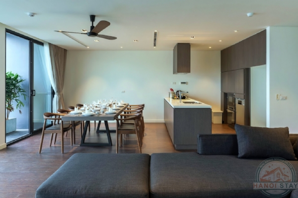 Luxury Lake View 4-Bedroom Apartment for Rent in Tay Ho 6