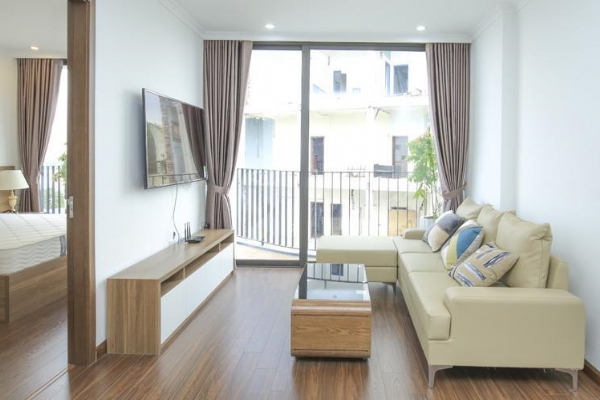 Newly Renovated & Well furnished 02 BRs Apartment Rental in Center of Tay Ho, Hanoi