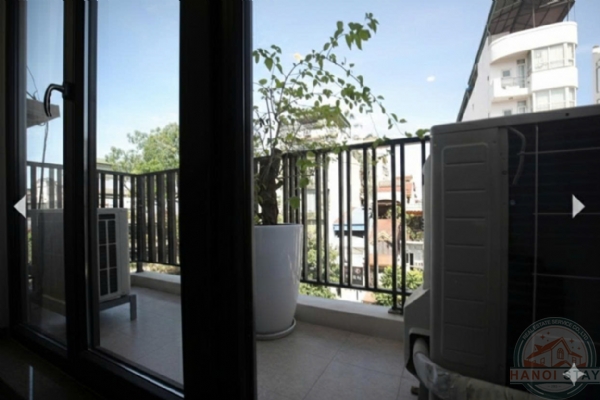 Nice Apartment For rent in Hai Ba Trung, not far from Hoan Kiem Lake 2