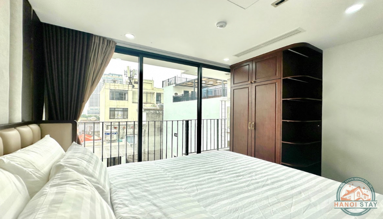 PENT HOUSE APARTMENT FOR RENT IN NHAT CHIEU AREA, TAY HO 12
