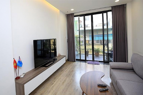 *Balcony Apartment Rental in Xuan Dieu str, Tay Ho, 02 Bedrooms, Reasonable Cost*