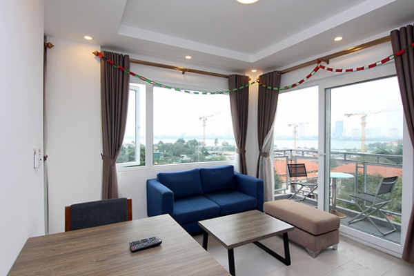 *Spectacular View One Bedroom Apartment Rental in Dang Thai Mai Area, Tay Ho*