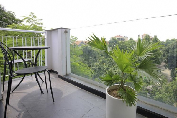 *Stunning Contemporary 2 BR Apartment With Green View Rental in Quang Khanh str, Tay Ho*