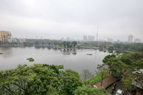 *Super Bright & Lake View Two Bedroom Property for rent near Thong Nhat Park, Center Of Hanoi*