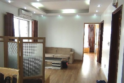 *Tranquil & Very Bright 02 Bedroom Property for rent in Dao Tan street, Ba Dinh*
