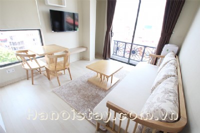 Very Bright and Modern Serviced Apartment Rental in Dao Tan street, Ba Dinh 